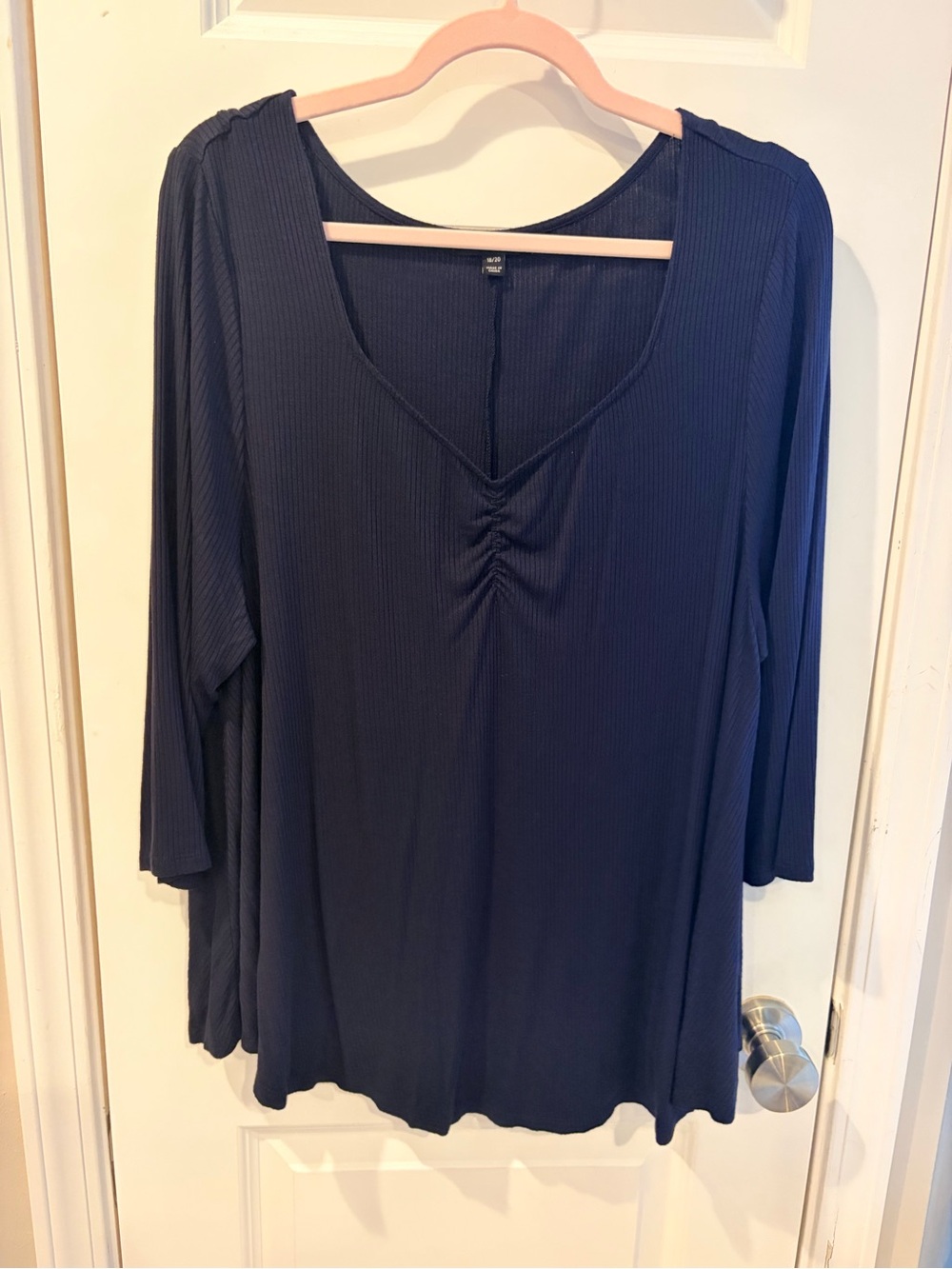 Lane Bryant Women’s Navy V-Neck Ribbed Long Sleeve Top